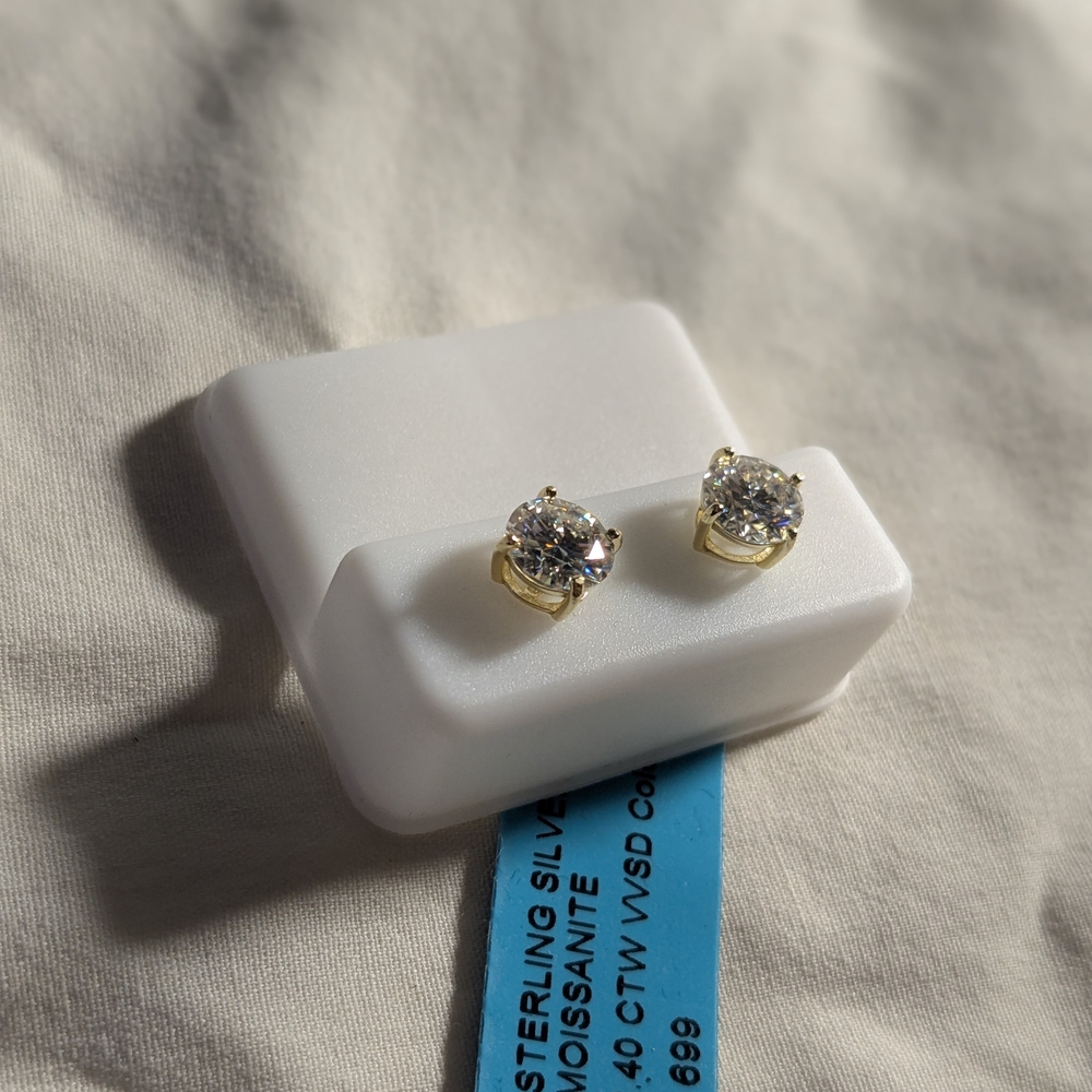 Classic Gold-Plated Round Clear Stone Stud Earrings - Elegant Women Jewelry